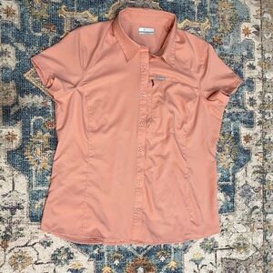 Columbia  Womens Shirt Size XL Peach Button Up Vented